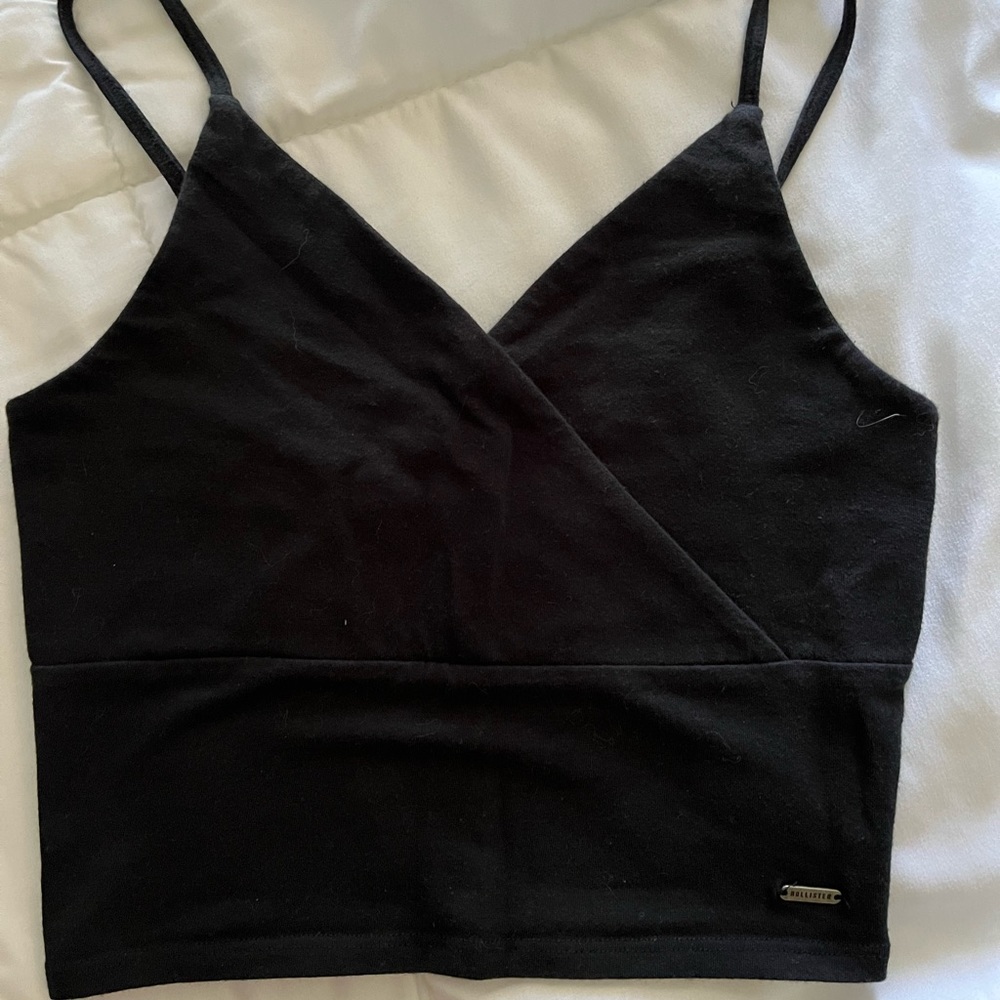 hollister black tank top